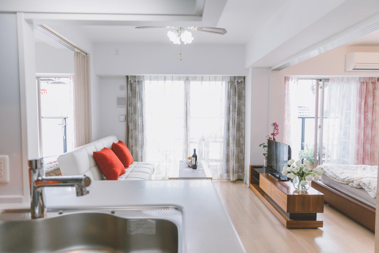 Crystal Exe Nipponbashi Apartemen *
